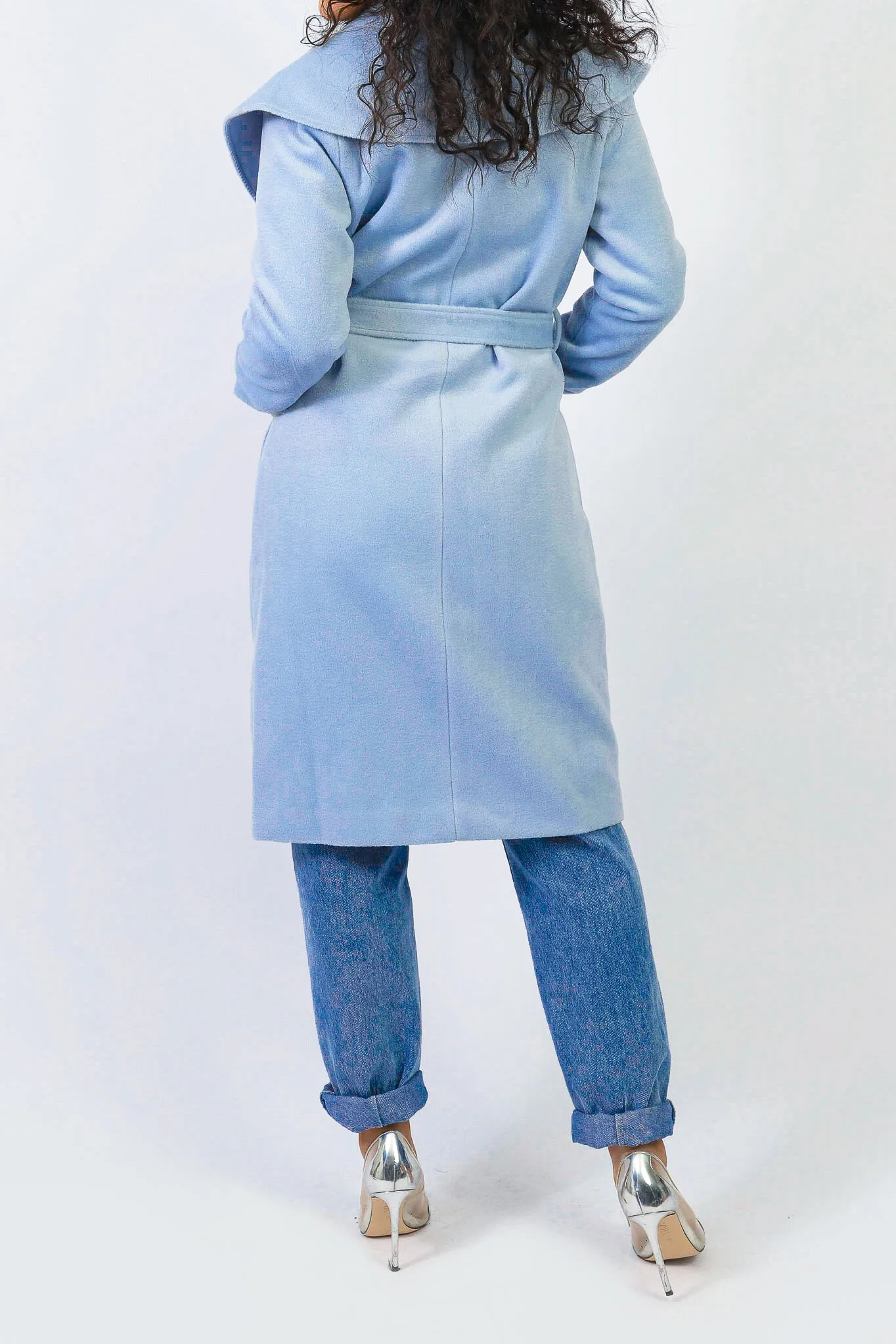 Delaura Tie Coat