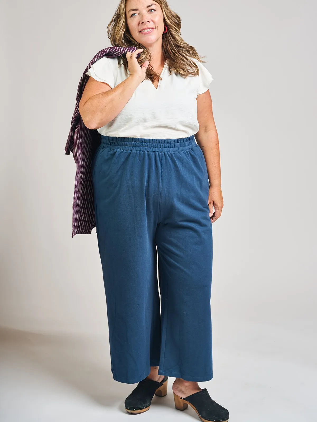 Fae Wide-Leg Pant in Blue