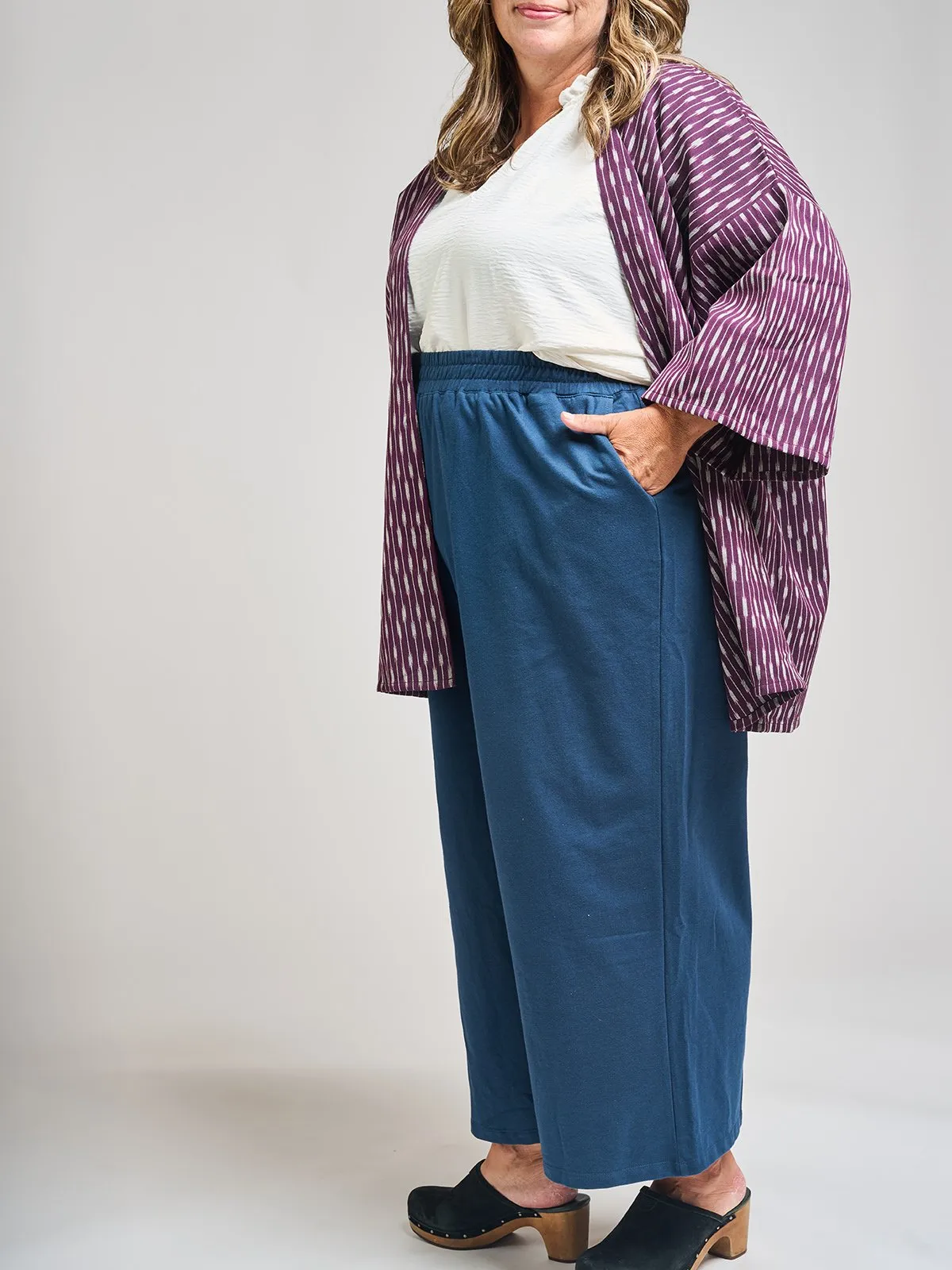 Fae Wide-Leg Pant in Blue