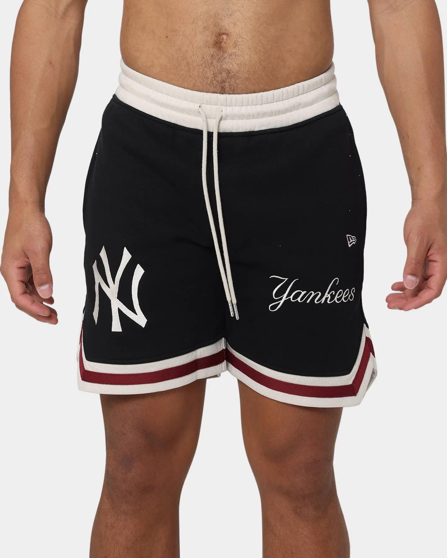 New Era New York Yankees Fleece Shorts Black/Stone