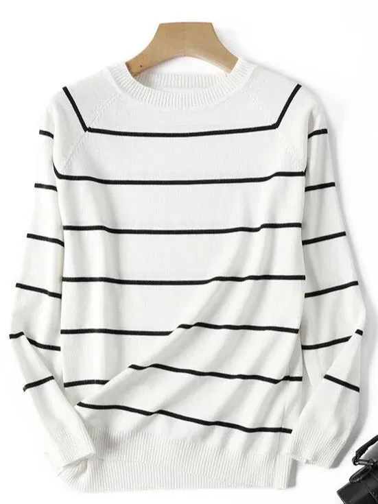 Women's Stylish Striped Knitted Pullover Sweater with Round Neck | Ideal for Autumn/Winter